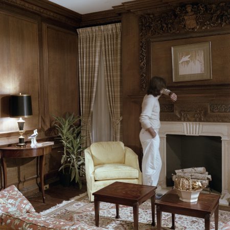 Elbert as a dandy in his home