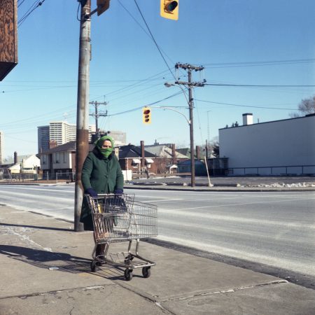 Femme au panier Toronto